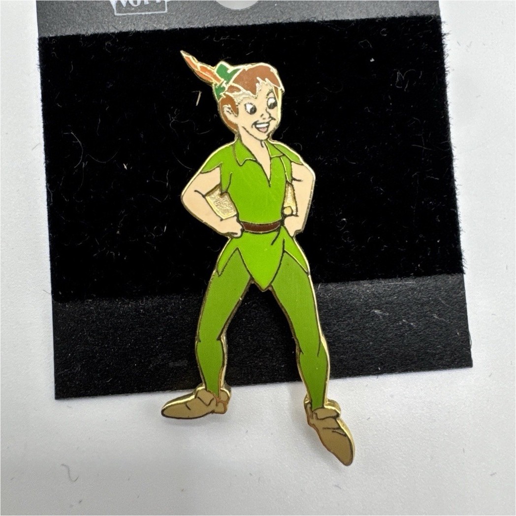 Vintage Peter Pan Single Post Pin Walt Disney World Green Outfit Pre-2003 Pin