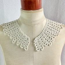 Vintage White Tatted Detached Collar