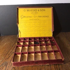 Vintage Antique,O.Mustad & Son Store Display,Mustad Fish Hooks Assort. #3,as is