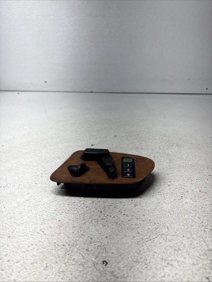96-03 MERCEDES E320 E430 E55 W210 INTERRUPTOR ASIENTO ELÉCTRICO MEMORIA CONDUCTOR BISEL IZQUIERDO Foto 4 de 4