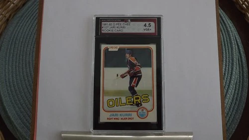 JARI KURRI  1981-82  O-PEE-CHEE  # 107 RC CARD GRADED KSA 4.5 VGE+