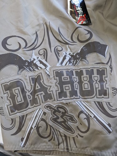 NEW DaHui Men's Boardshorts Sz 42 Tribal Pistols 100% Polyester Cargo Pocket - Picture 8 of 9