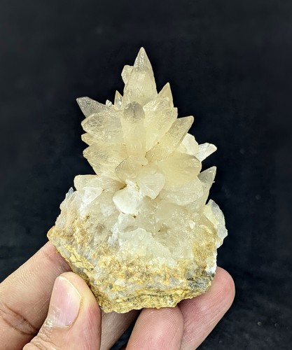 Natürlicher DogTooth Calcit mit Fluoritclustern Kristallproben 8 Stck. 3,5 kg - Bild 2 von 9