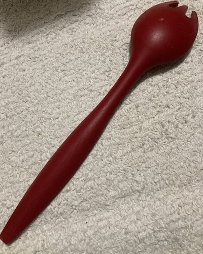 Tupperware Salad Serving Fork Spoon Red 12” Long Handle 6626A HTF - Picture 3 of 5