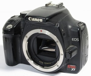 CANON EOS REBEL XT 8.0 MP DSLR DIGITAL BLACK CAMERA BODY ONLY w/BATTERY