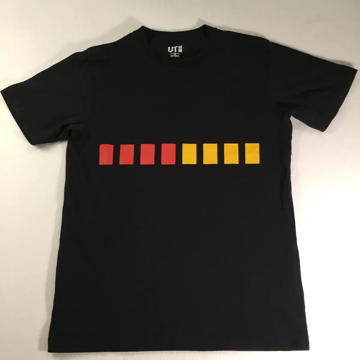 Black t shirt uniqlo sale
