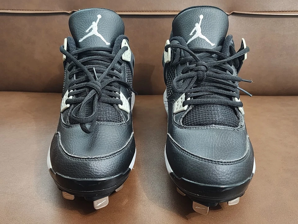 Botines de béisbol Air Jordan 4 retro de metal Oreo - talla 9 (807710-010) Foto 3 de 4