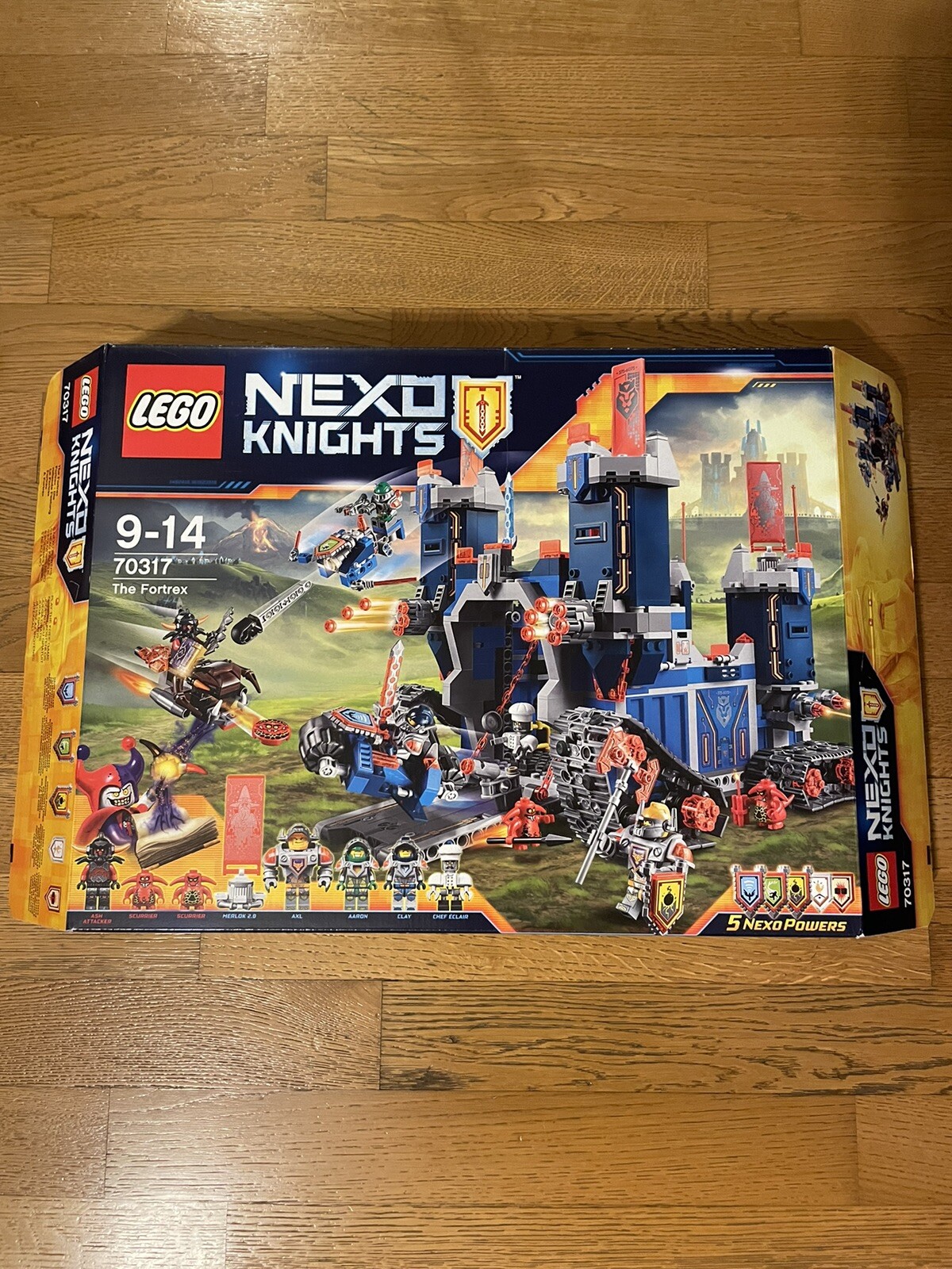 Foto 1 di 12