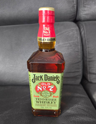 Jack Daniel's Old No. 7 Legacy Edition Tennessee Whiskey 700 ml 43% mit Box