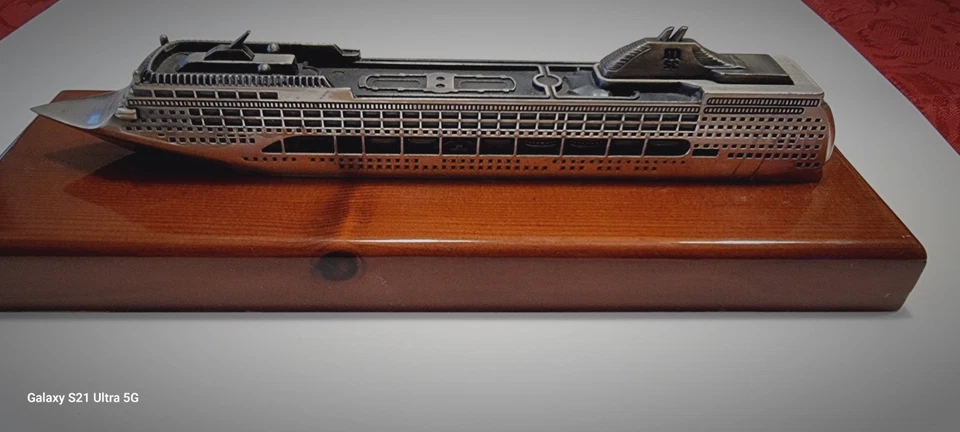 Modellino nave MSC OPERA - Immagine 3 di 4