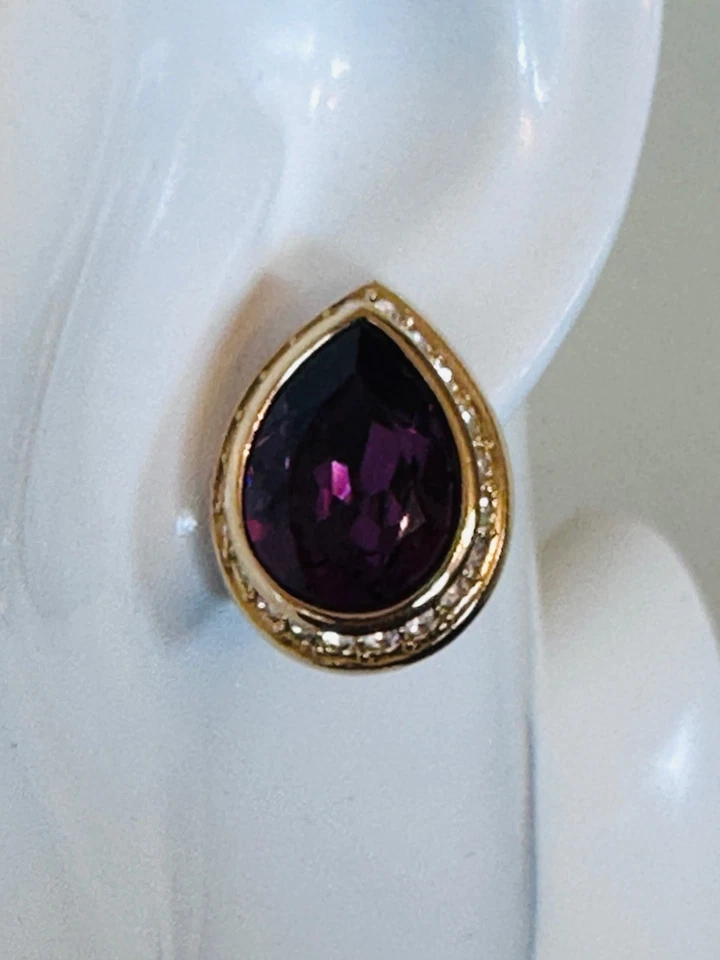 Pendientes Swarovski púrpura en forma de pera cristal tono dorado grandes perforados firmados Foto 2 de 4