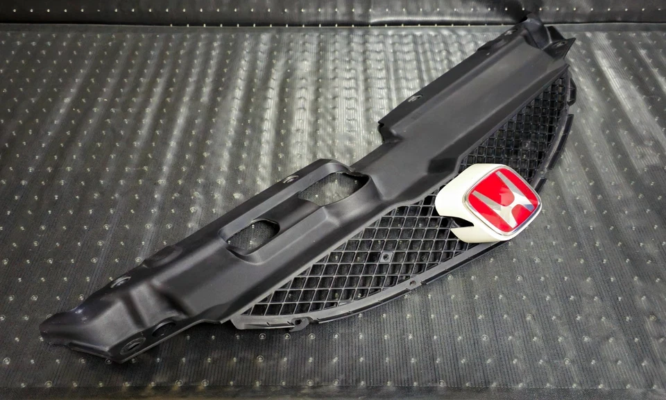 JDM 01-03 Championship White H Emblem + Grille Honda Integra DC5 TypeS Acura RSX - Image 3 of 4