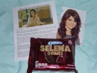 SELENA GOMEZ set limited edition OREO chocolate cinnamon Cookies +ARTICLE+ PHOTO