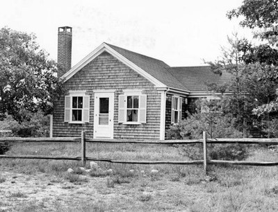 The house were Senator Edward M Kennedy Mary Jo Kopechne atte- Boston Old Photo
