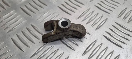 Fuel injector clamp holder