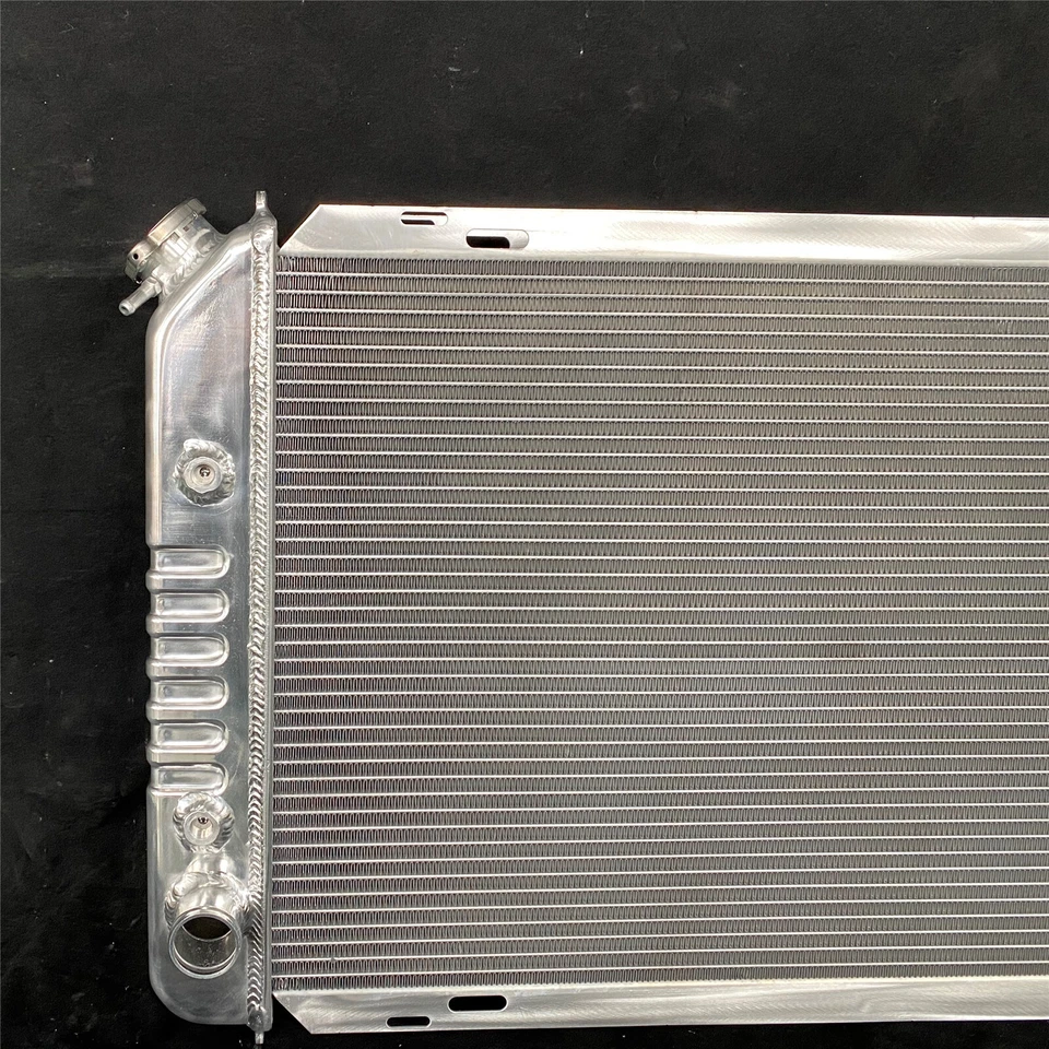KKS 3 Row Radiator For 1979-1993 Ford Mustang Lincoln Mercury GT/LX 5.0L 2.3L V8 — 第 4/4 张图片