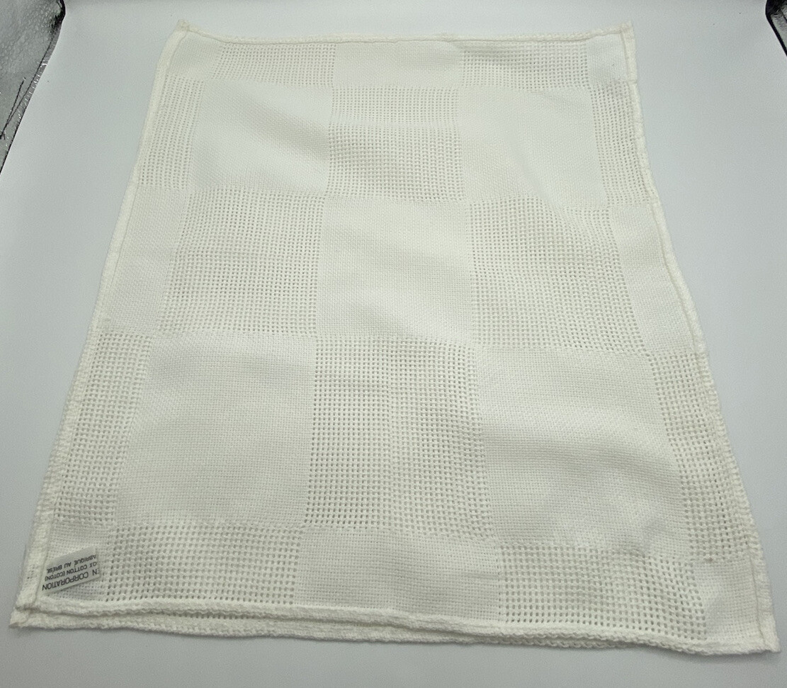 Vintage White Waffle Weave Dinner Napkins Cotton Blend 14”x 16
