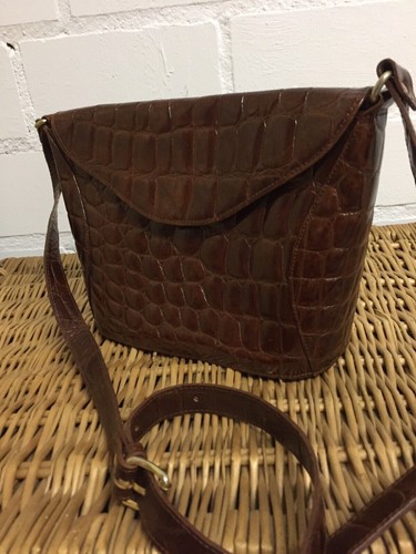Disser Cognacfarbene Cross-Body-Tasche aus Leder Reptiloptik top - Bild 2 von 7