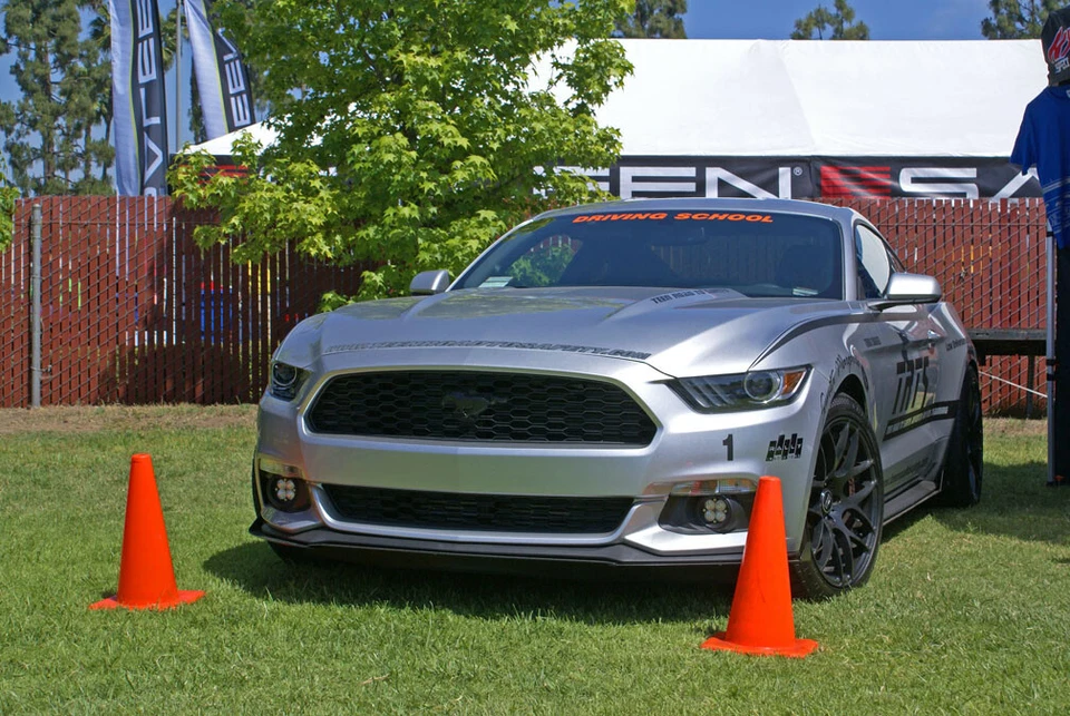 Kit de bolsillo de luz antiniebla Baja Designs 447602 Squadron Pro para Subaru Ford 2010-2019 Foto 2 de 4