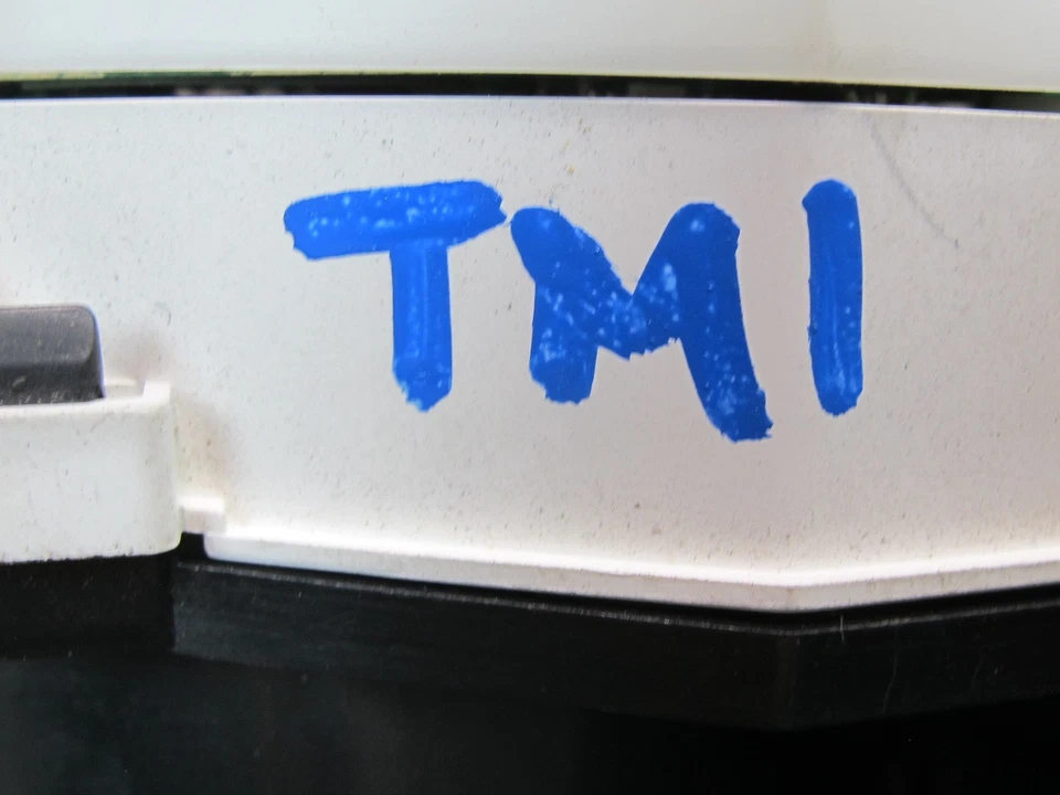 03-05 TOYOTA MR2 SPYDER ZZW30L SMT CUADRO DE INSTRUMENTOS MEDIDOR VELOCÍMETRO OEM Foto 3 de 4