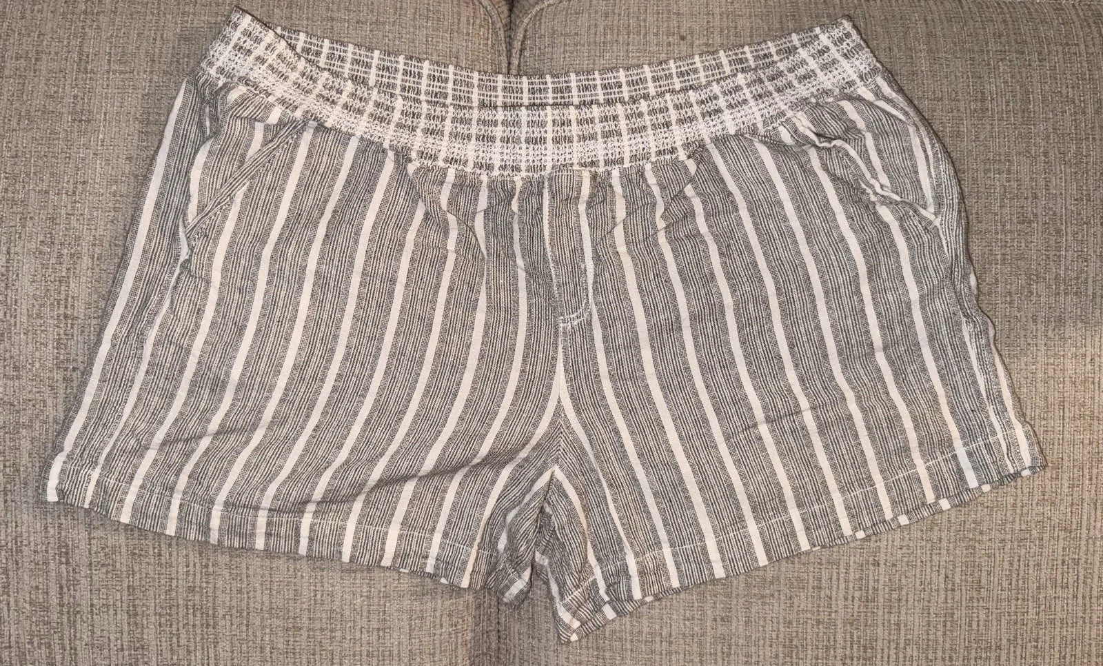 Striped Linen Waist Casual Shorts
Opens in a new window or tab