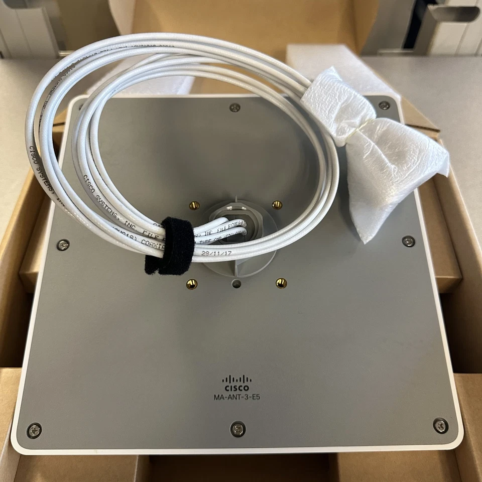 Cisco Meraki MA-ANT-3-E5 Dual-Band Patch Antenna | 5-Port RP-TNC for MR42E AP - Image 4 of 4