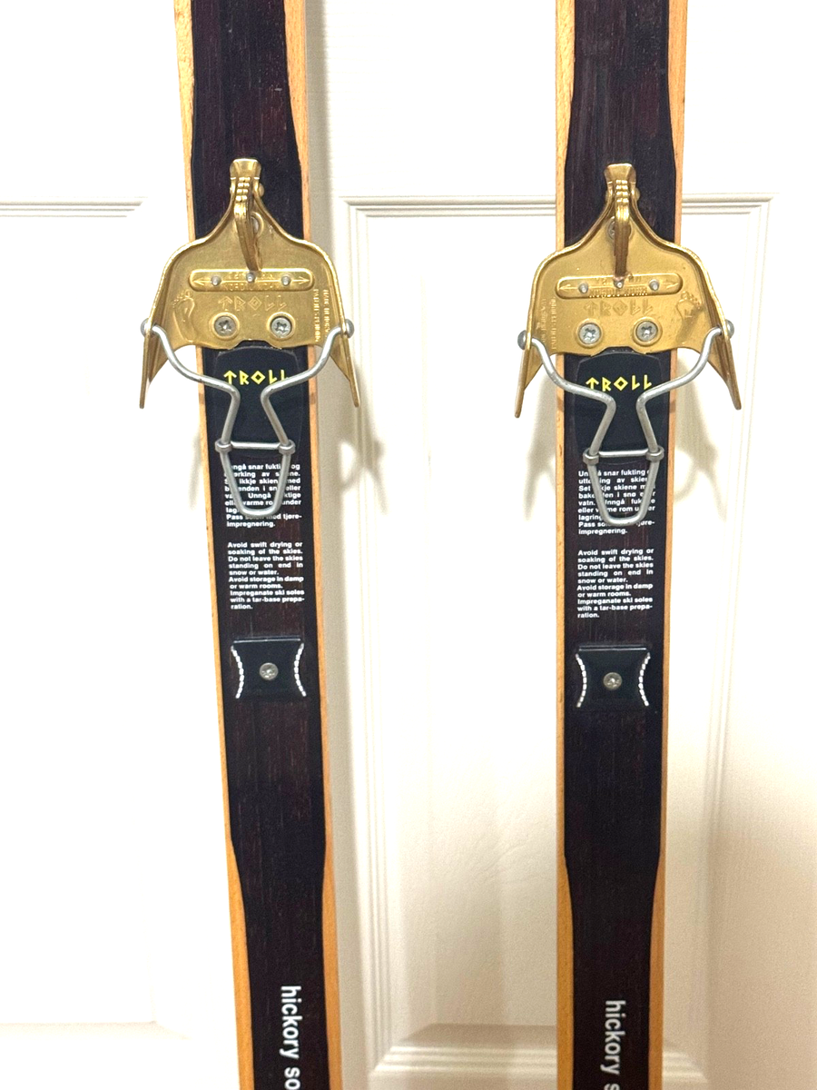 VINTAGE ASNES TUR-MODELL HICKORY SOLE-LIGNOKANT CROSS COUNTRY SKIS