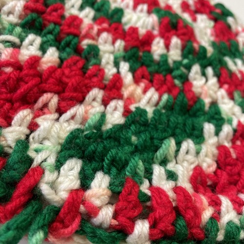 Crochet Beanie Hats Granny Handmade Mom Baby Matching Christmas Colors Red Green - Picture 5 of 8