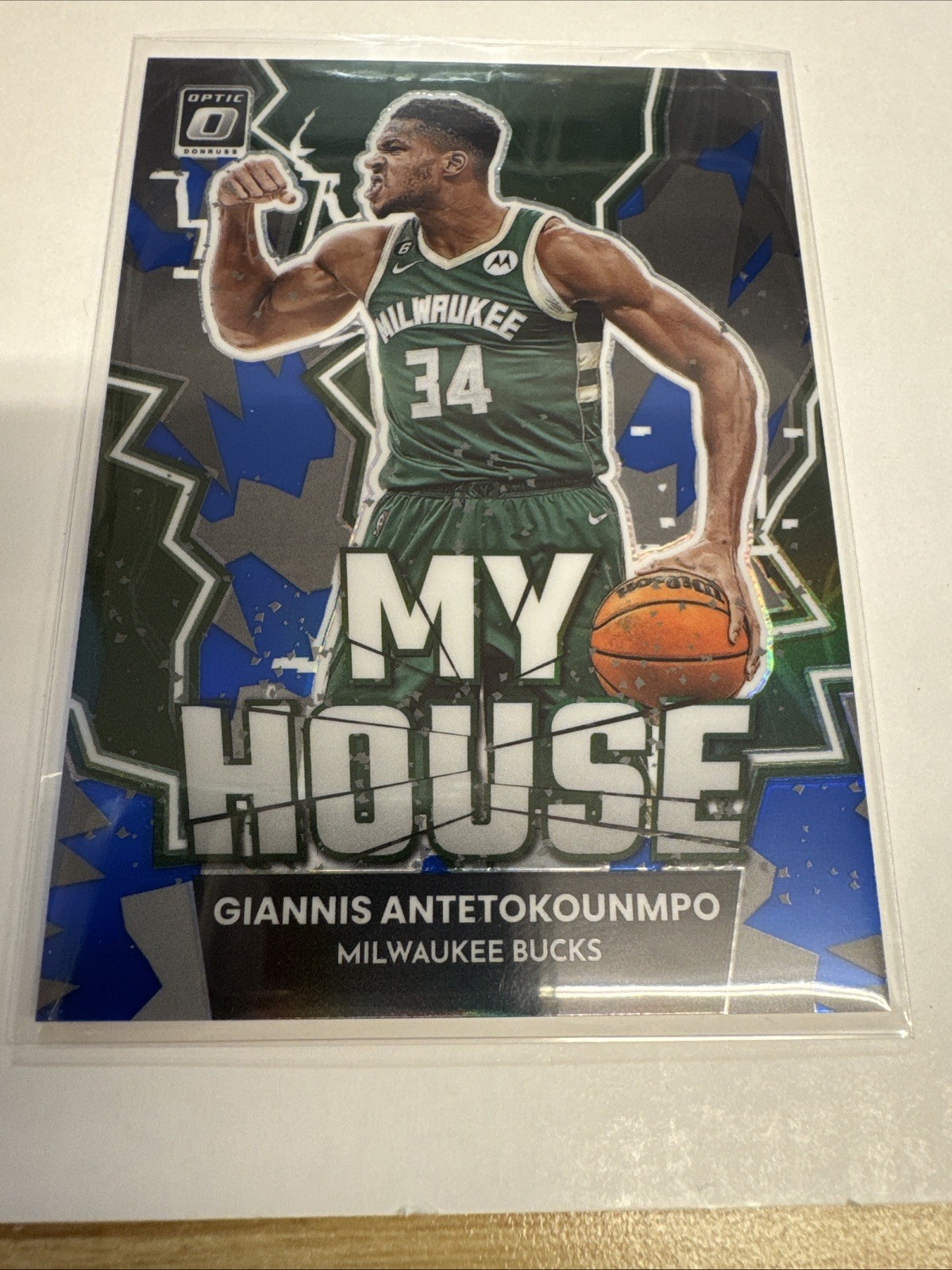 2022-23 Donruss Optic - My House Blue /85 Giannis Antetokounmpo #6 Prizm Rare