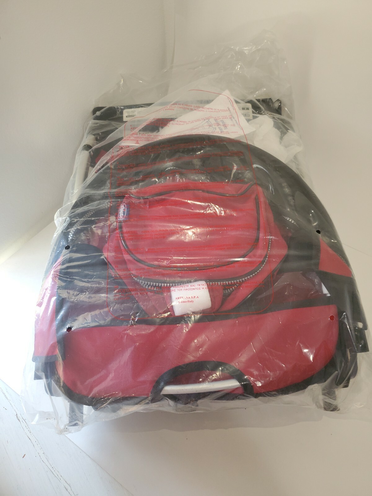 chicco hiking carrier red