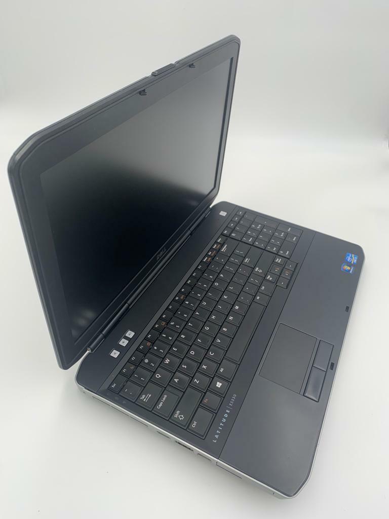 ノートPC DELL - DELL Latitude E5530/i3 3130M/6GB/SSD240G Amazon.com: Dell Latitude E5530 15.6in Notebook PC - Intel