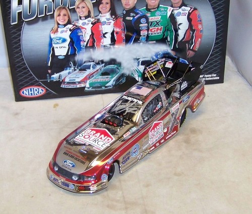 1:24 2011 ACTION COURTNEY FORCE BRANDSOURCE FUNNYCAR COLOR CHROME AUTOGRAPHED - Picture 4 of 7