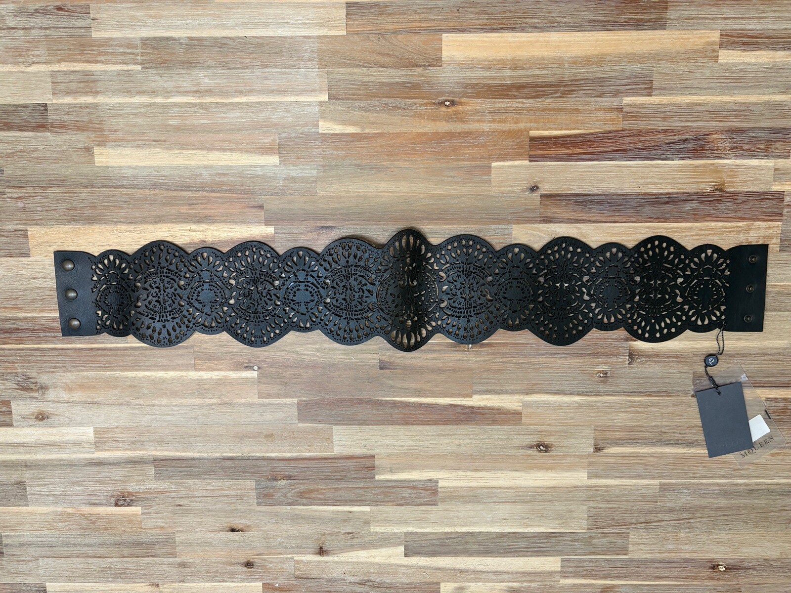 Picture 8 of 9