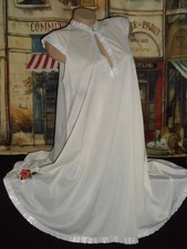 M Henson Kickernick VinTage Night Gown Watlz White Shimmer Silver Keyhole USA