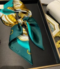 100% Mulberry Silk Scarf Women Square Wrap Neckerchief  26" Printing Bandana Z80