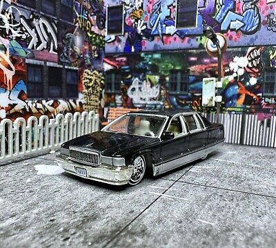 Homies Jada HOMIE Rollerz 1:64 '95 Cadillac Fleetwood Homies Jada HOMIE Rollerz 1:64 '95 Cadillac Fleetwood