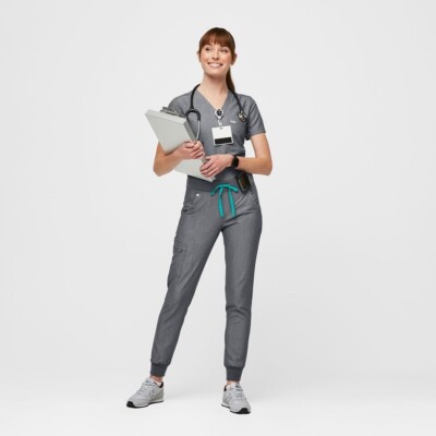 Figs scrub set in Graphite (Catarina and Zamora). XS Women. New in package.