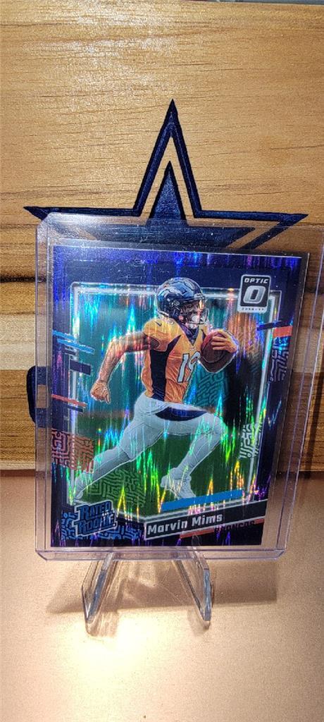 2023 Donruss Optic - Rated Rookie Purple Shock Prizm #231 Marvin