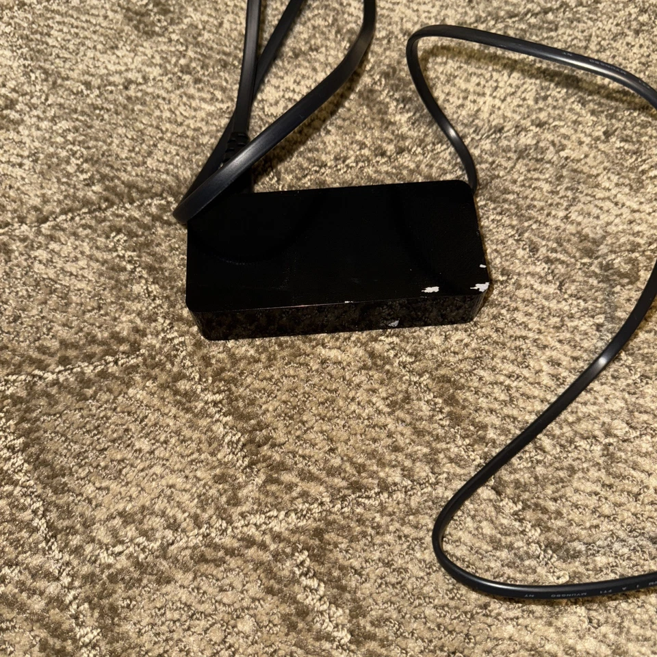 Samsung Odyssey G70A 28” Gaming Monitor 4k 144hz IPS - Image 4 of 4