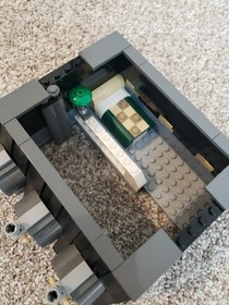 LEGO Creator Expert Pet Shop 10218 With Instructions and Box