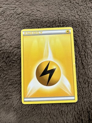 LIGHTNING ENERGY 2013 XY GENERATIONS SET POKEMON CARD