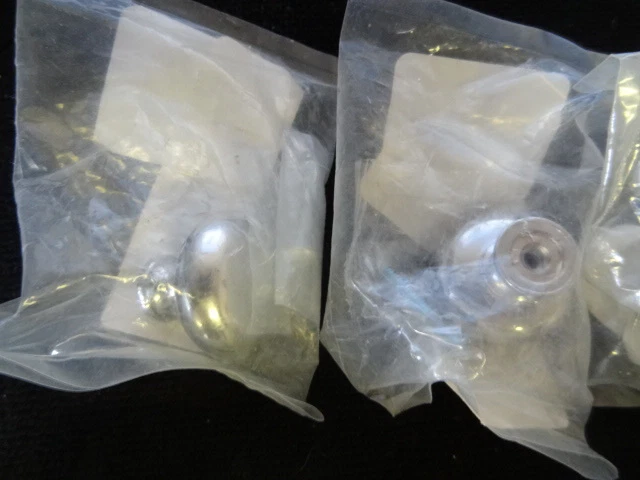 D09281619 Pack of 9 Brainerd P50150V-CHR-C7 1 1/4'' Round Cabinet Knobs Knob 9pk - Image 4 of 4