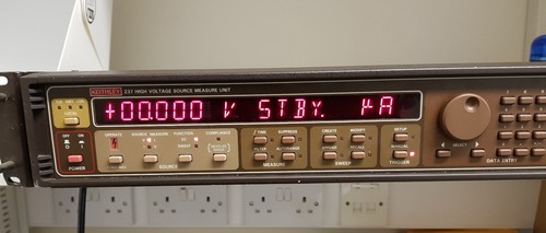 Keithley 237 High Voltage Source Measure Unit   - Afbeelding 3 van 4