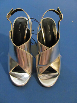 Forever 21 Lofty Silver Patent Slingback Open Toe Sandals Heels Size NIB 
