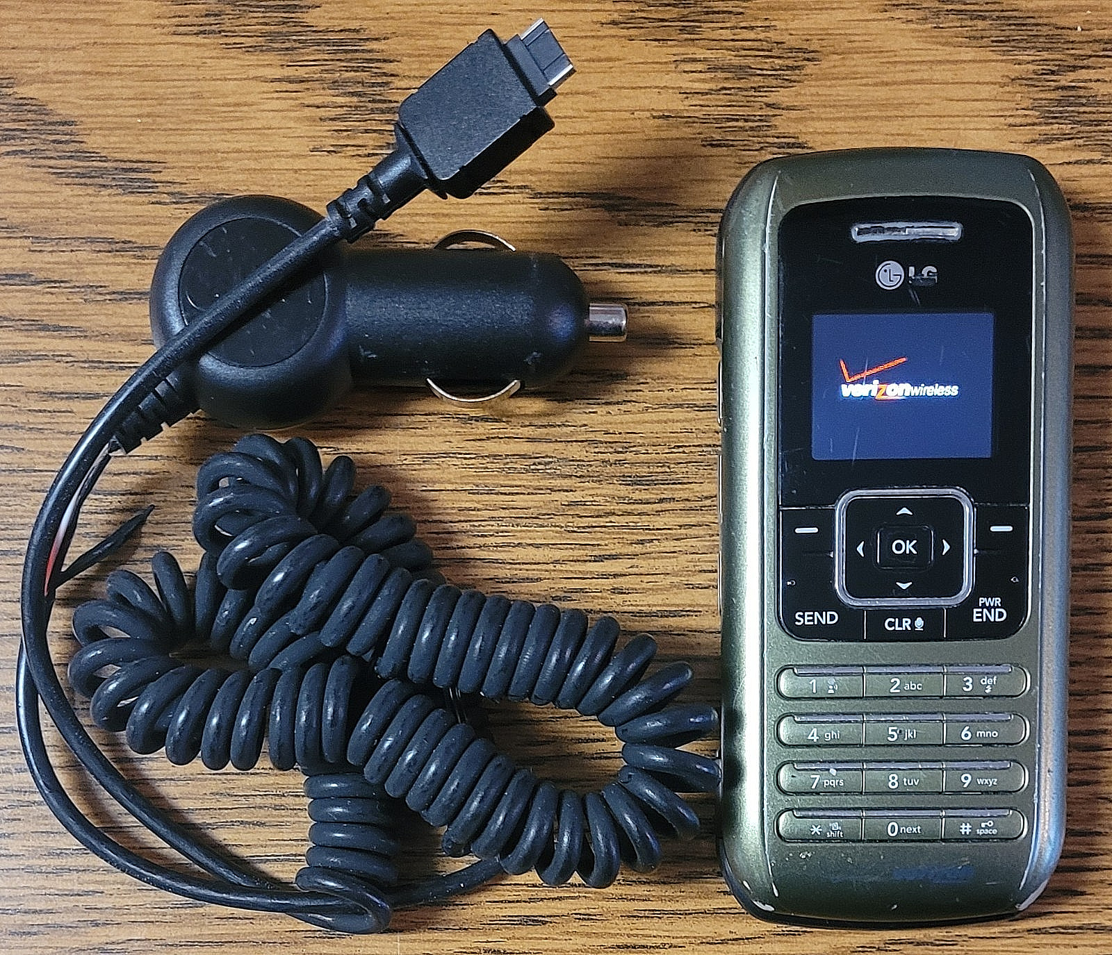 LG enV VX9900 - Green and Black ( Verizon ) Flip Keyboard Phone -Very Rare Color