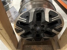 Used Wheel fits: 2025 Subaru Forester 17x7 6 spoke Grade B