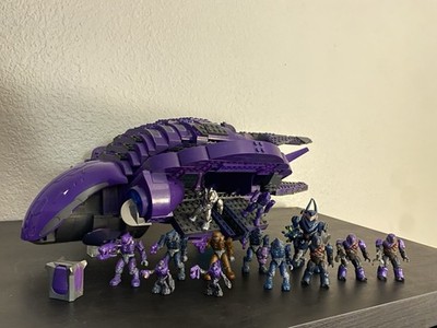 Mega Bloks Halo Covenant Phantom Plus 13 Figures - See Description