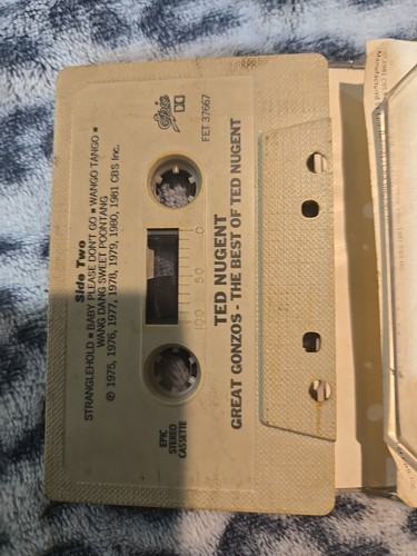 Ted Nugent - Great Gonzos! The Best of Ted Nugent (Cassette, Epic) - Picture 3 of 3