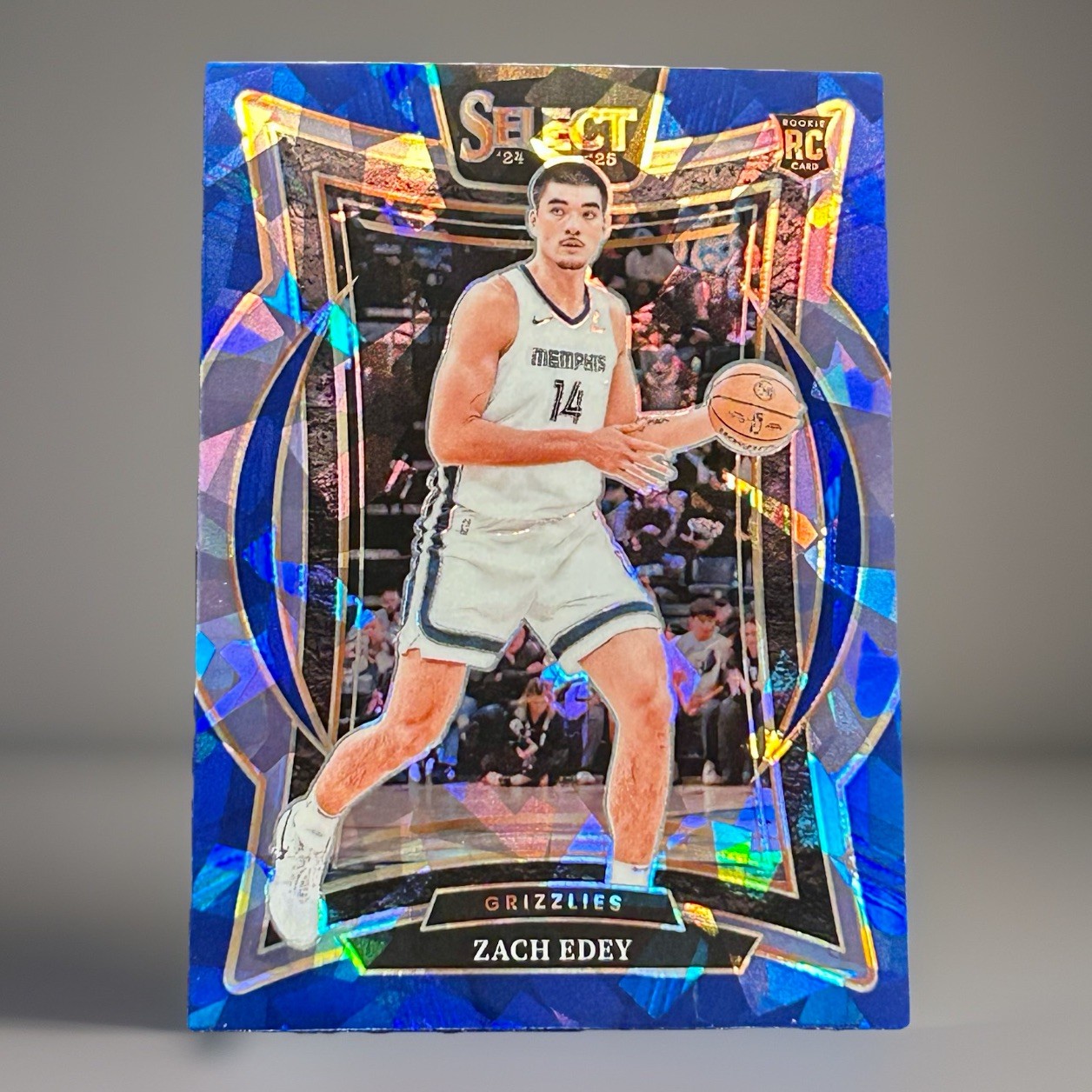 Zach Edey Rookie Card Blue Ice Prizm Concourse 2024-25 Panini Select #98