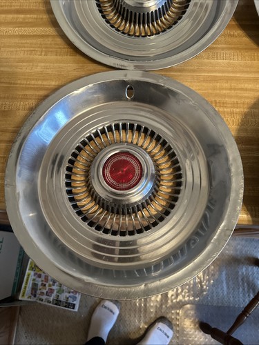 1975-1978 Comet, Granada, Maverick, Monarch, Zephyr 14" Hubcaps Oem Ford Set 4 ! - Picture 8 of 18